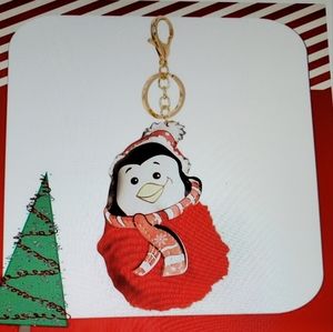 DIVAS LiMiTED Penguin Key Holder - Red and Gold